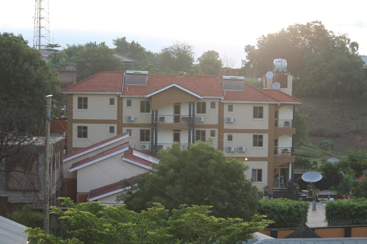 Cactus Hillside Hotel Kitgum Extérieur photo